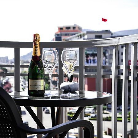 Horizont Apart-Hotel Shkodër エクステリア 写真