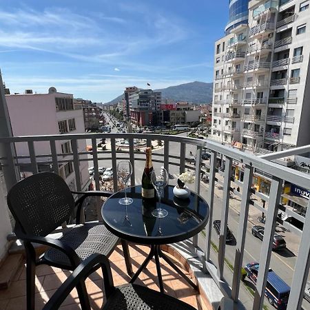 Horizont Apart-Hotel Shkodër エクステリア 写真