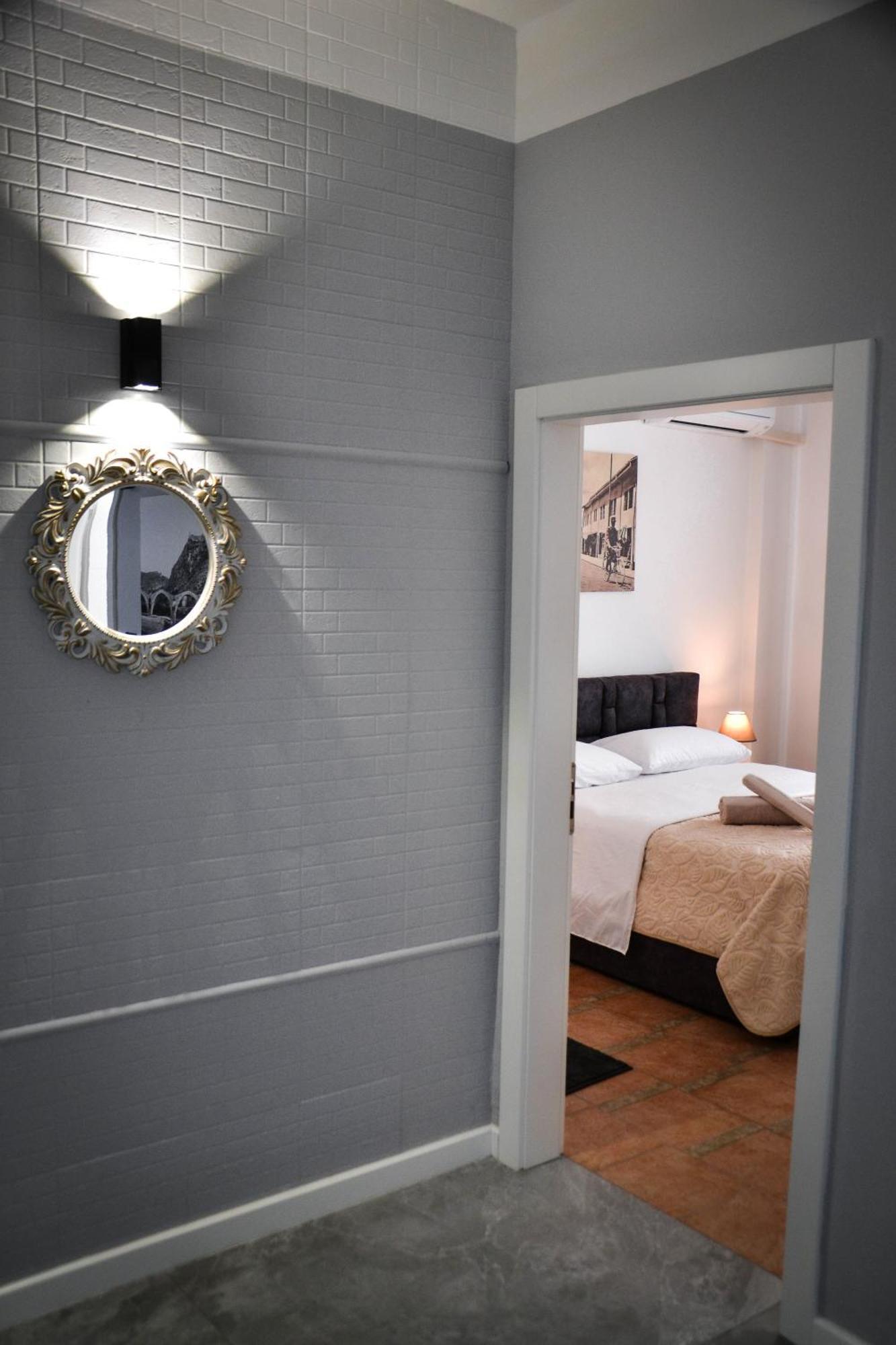 Horizont Apart-Hotel Shkodër エクステリア 写真