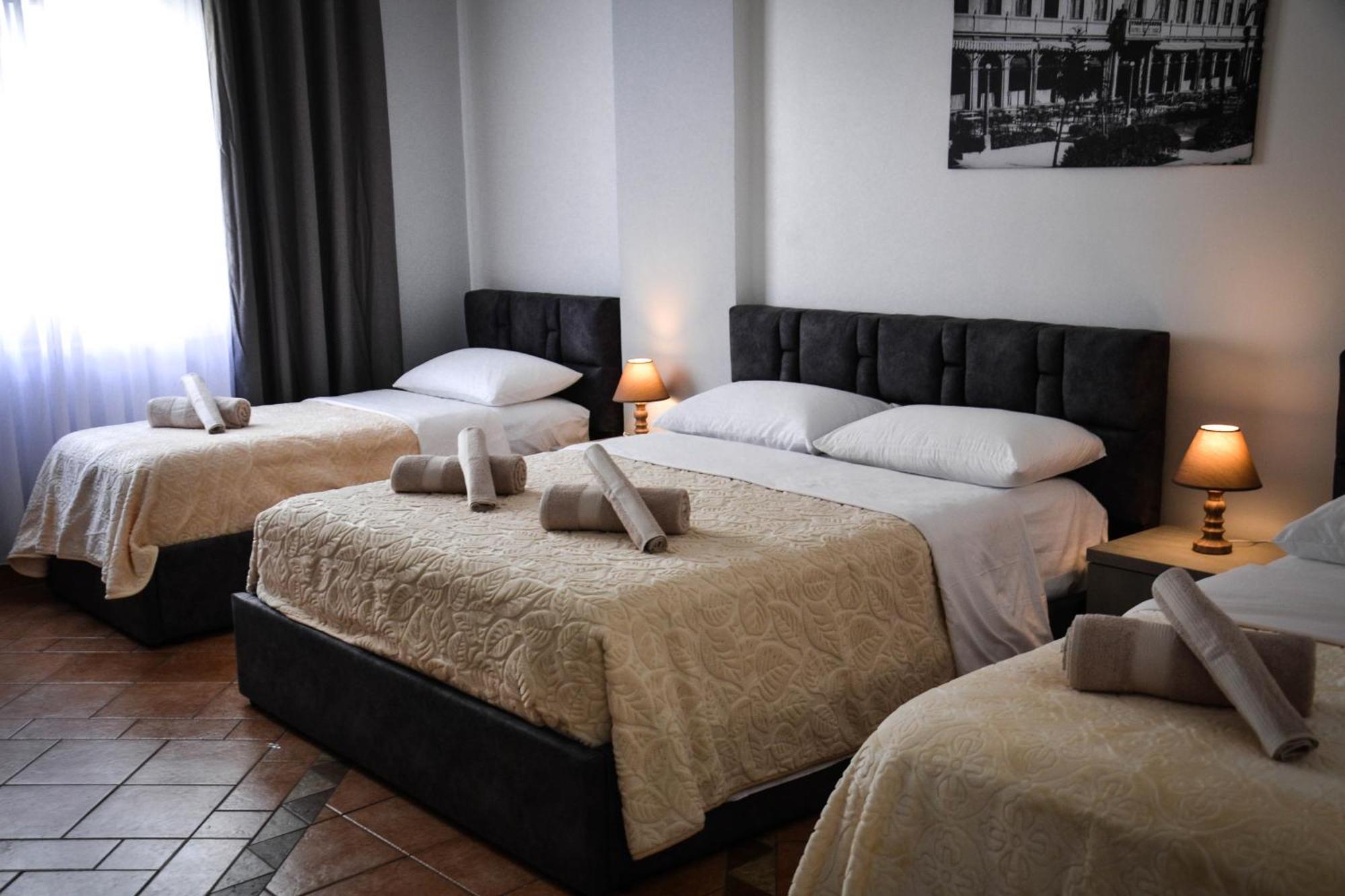 Horizont Apart-Hotel Shkodër エクステリア 写真