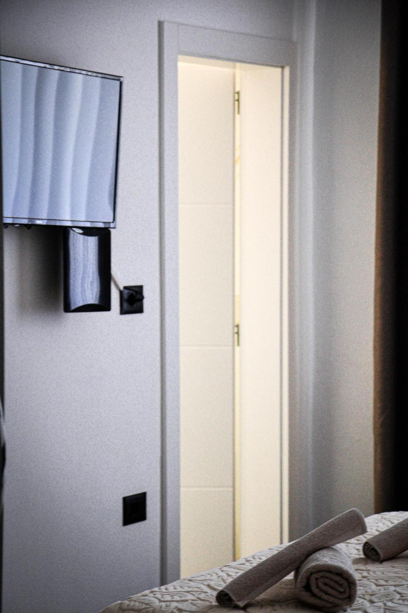 Horizont Apart-Hotel Shkodër エクステリア 写真
